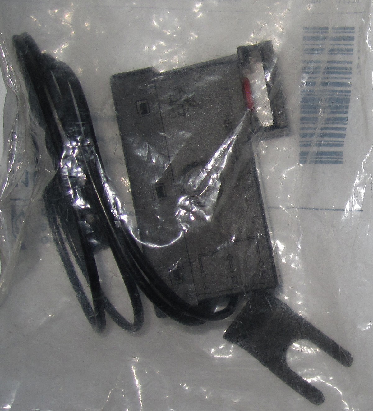Микровыключатель 24В к котлу U002/U004/U102/U104 арт.7101176